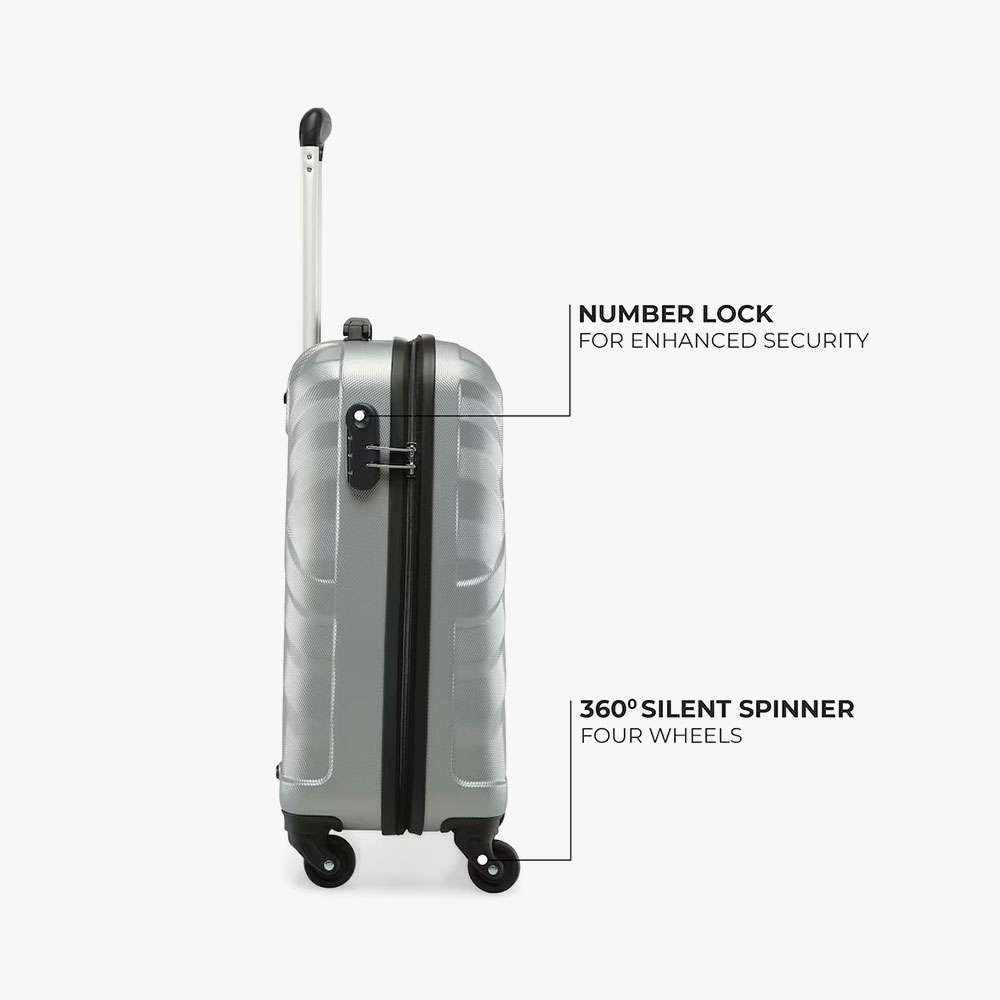 American Tourister  Trolly Bag